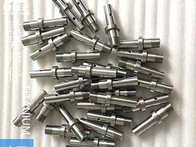 大面积的厂房仓库